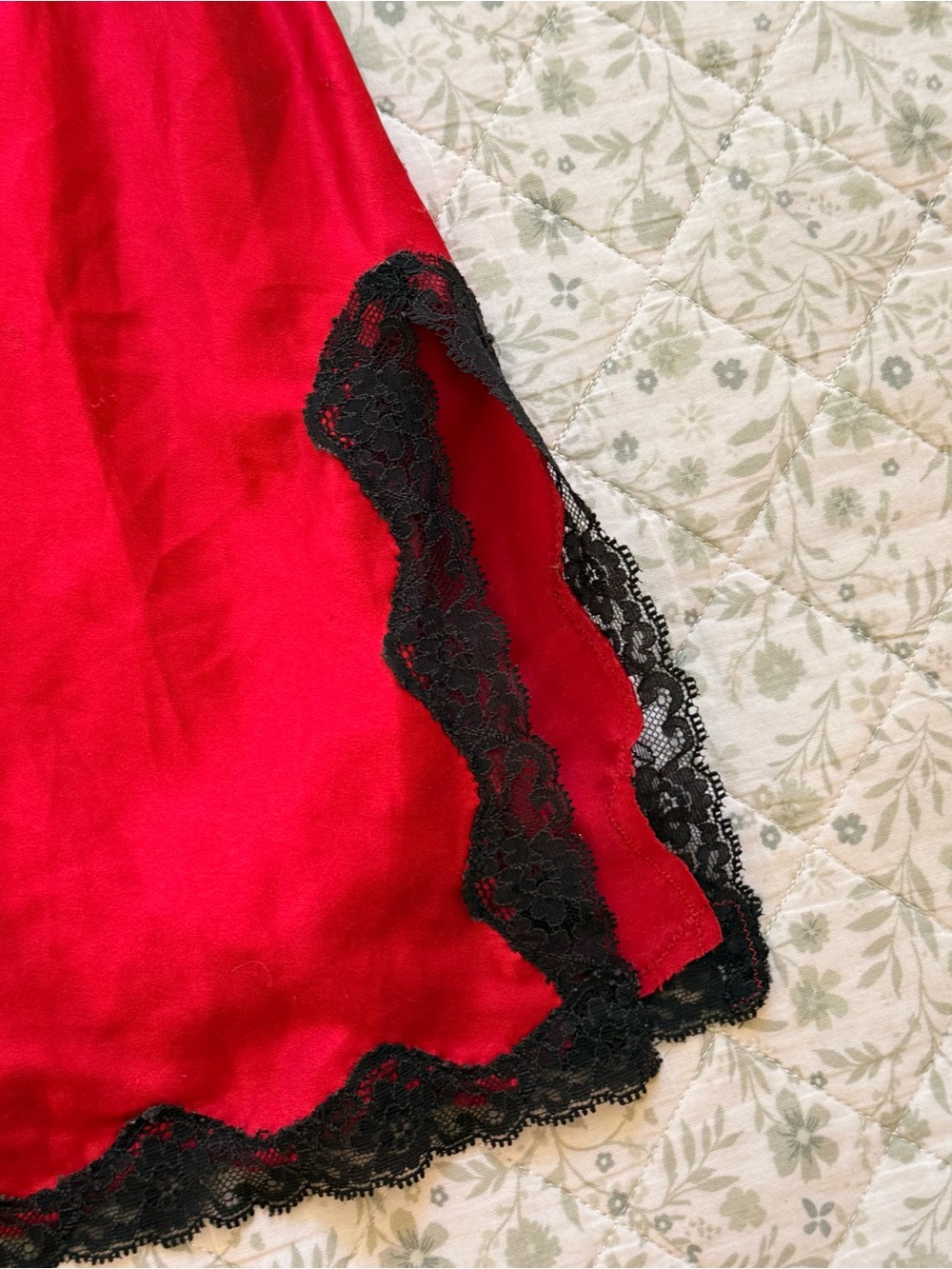 Y2k Victoria's Secret red slip dress with black lace trim - Picture 2 of 5